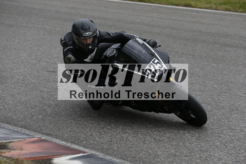 /Archiv-2024/13 22.04.2024 Plüss Moto Sport ADR/Freies Fahren/925